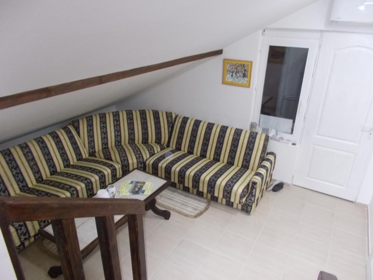 Apartman Vrdnicak ヴルドニーク エクステリア 写真