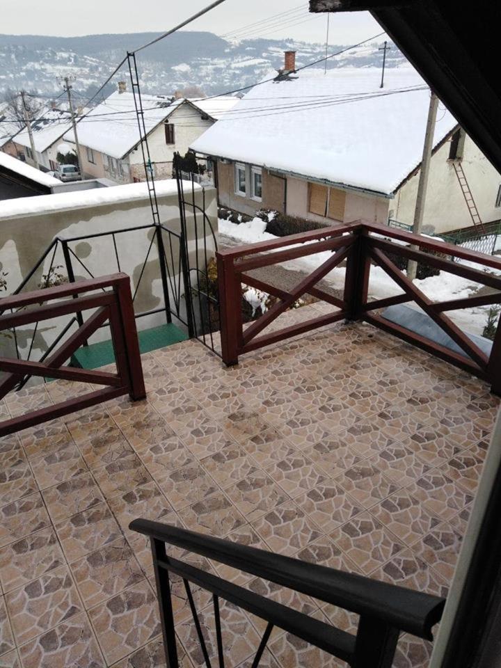 Apartman Vrdnicak ヴルドニーク エクステリア 写真